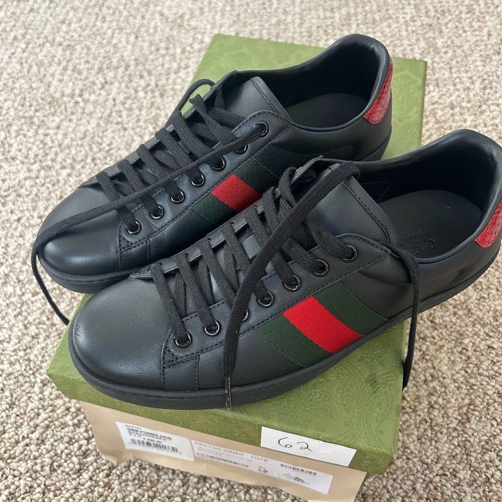 Gucci sneakers
